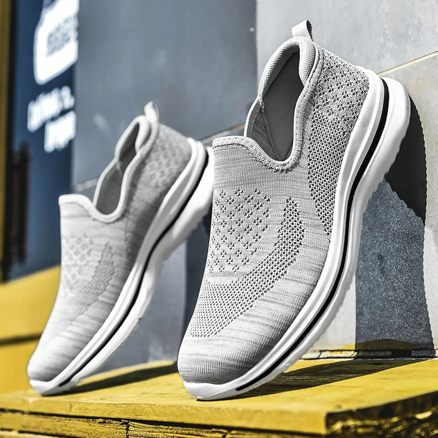 Arch Support Non Slip Minimalist Shoes for Men Slip-On Comfortable Light-Weight Shoe Lightweight Barefoot Shoes