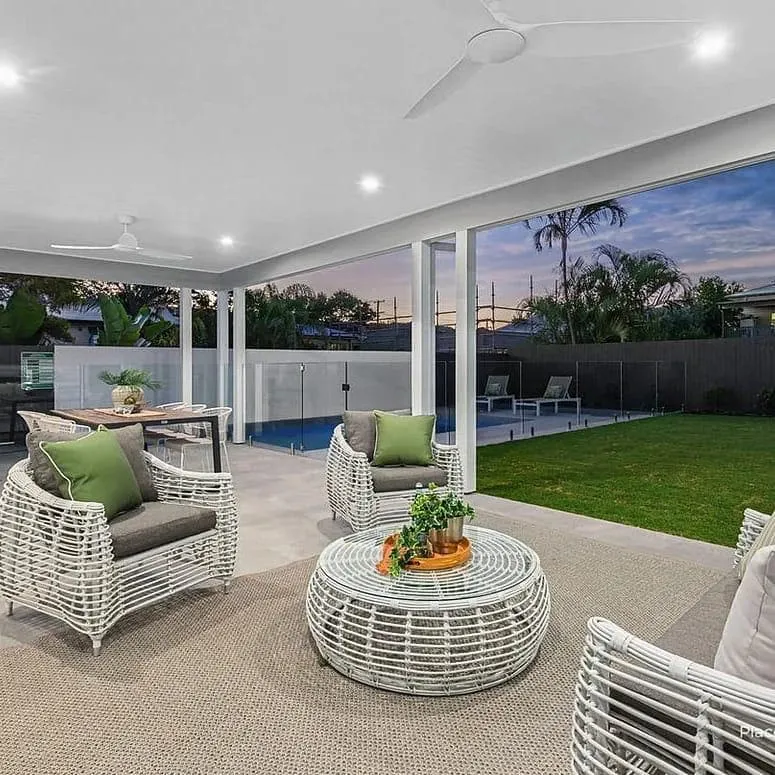 Barbados Outdoor Wicker Coffee Table in Arctic White with Glass Top