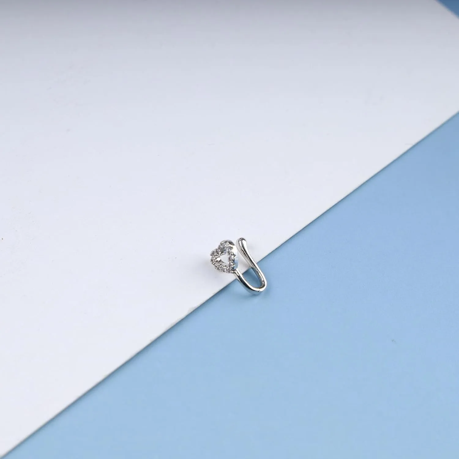 Boho Crystal Heart Nose Ring Hoop Gold Cz Heart Nose Ring Stud Small Nose Studs Tiny Piercing Nose Hoop Nose Piercing Jewelry for Women and Girls