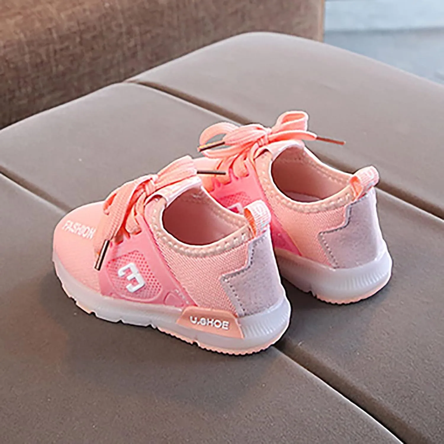 Boys Girls Light Up Shoes Kids Anti Slip Breathable Flashing Sneakers Luminous Athletic Running Walking Shoes
