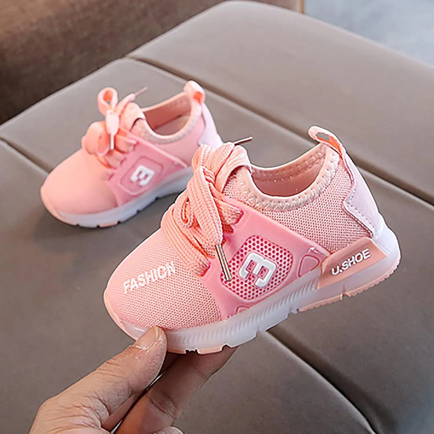 Boys Girls Light Up Shoes Kids Anti Slip Breathable Flashing Sneakers Luminous Athletic Running Walking Shoes