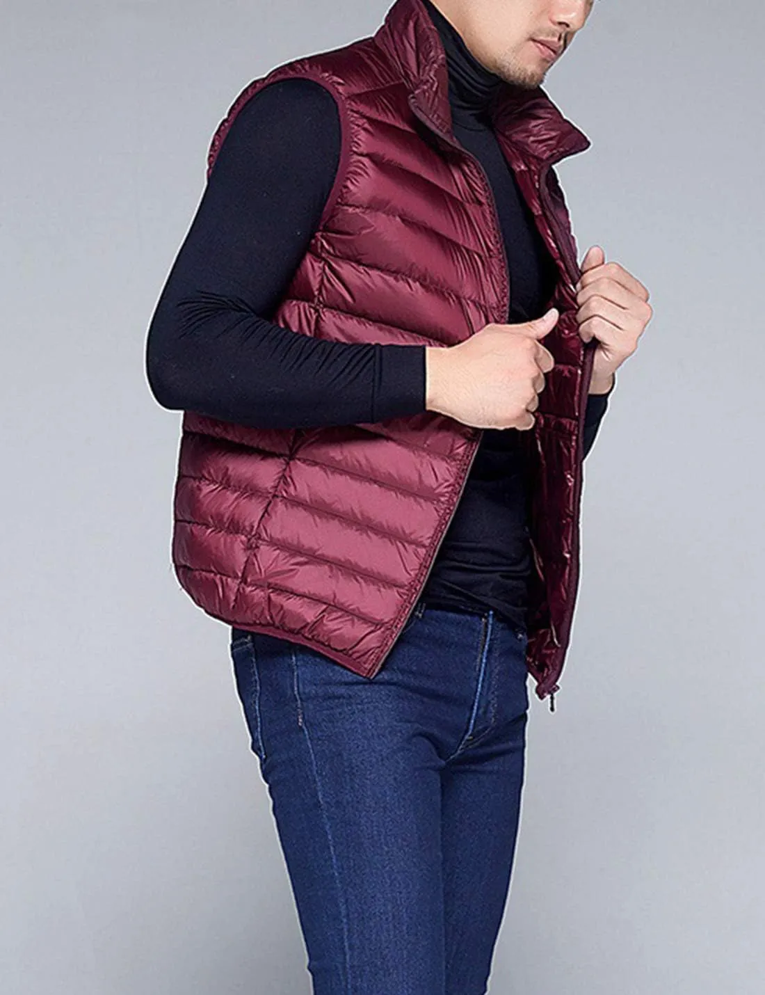 Flygo Men's Outdoor Zip Up Packable Lightweight Down Vest Outdoor Padded Puffer Vests Jackets