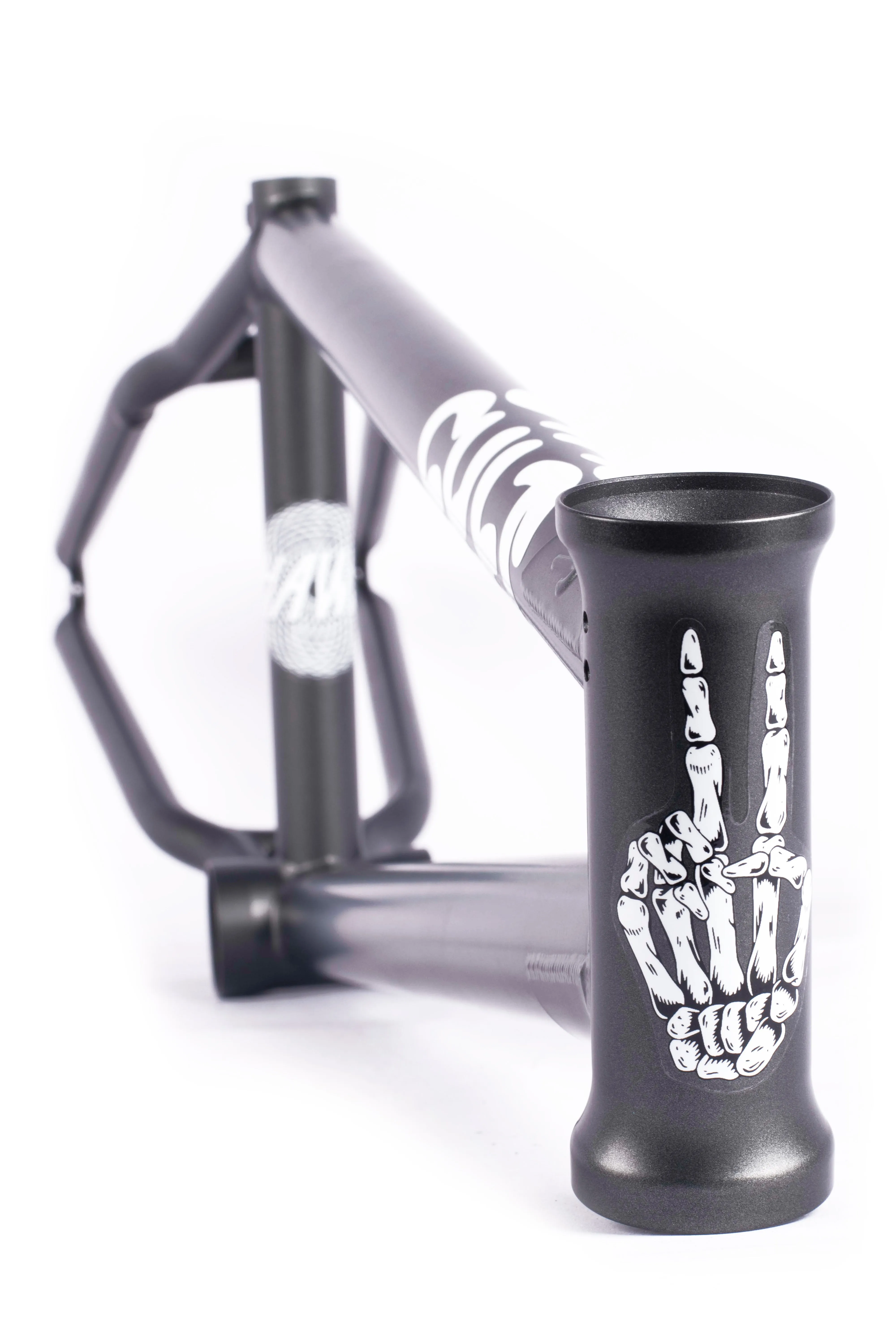 Hawk Frame / gun metal grey