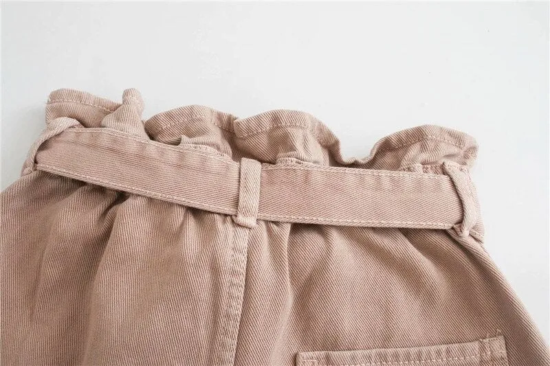 HIGH WAIST SHORTS WITH BELT