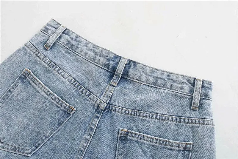 HIGH WAIST SHORTS