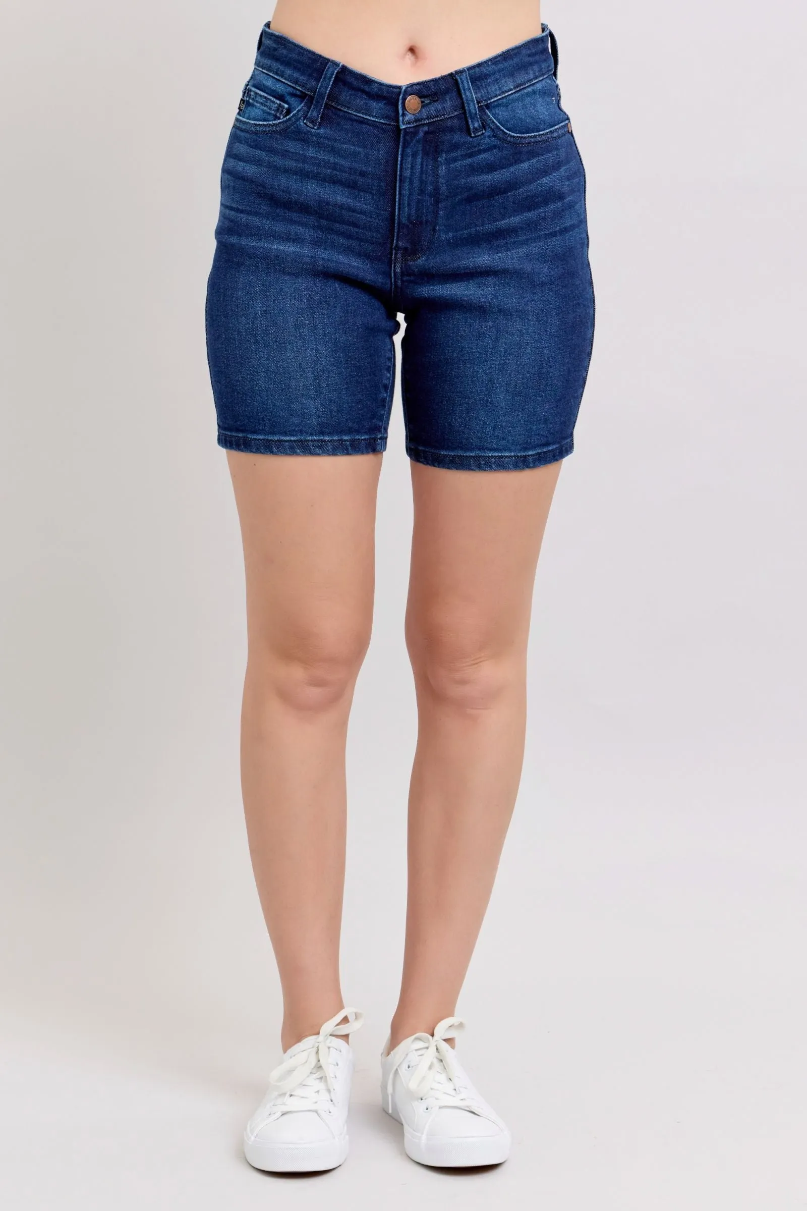 High Waist V-Front Bermuda Short