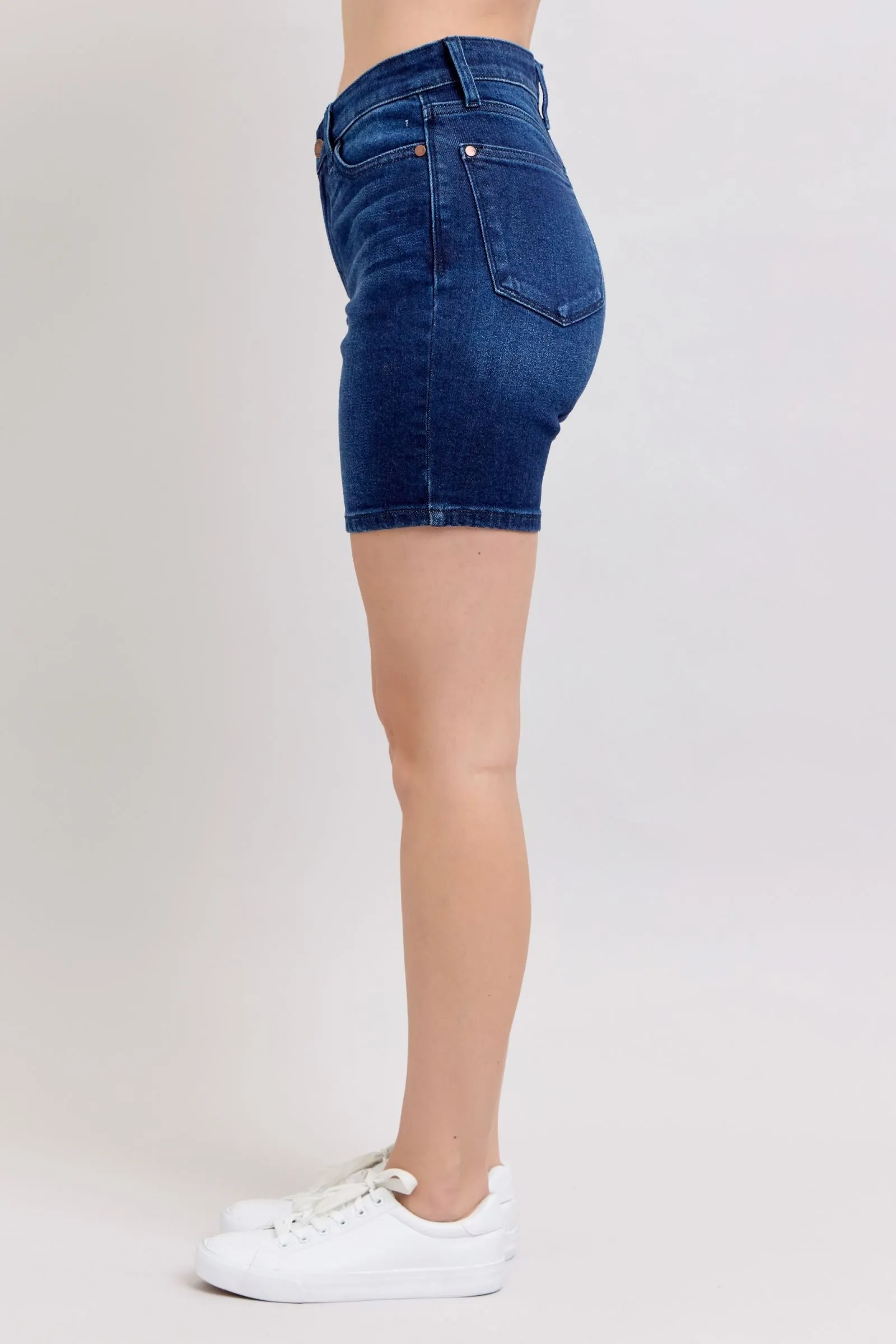 High Waist V-Front Bermuda Short