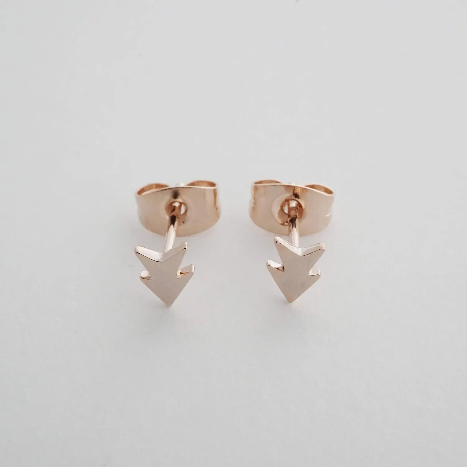 HONEYCAT Arrowhead Geo Star Stud Earrings in Gold, Rose Gold, or Silver | Minimalist, Delicate Jewelry