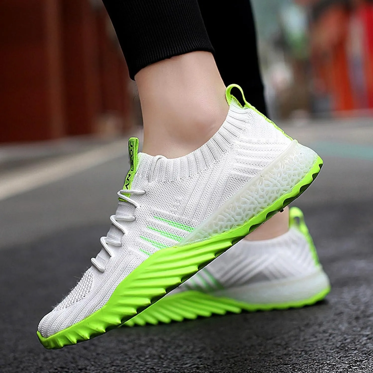 Men's Lightweight Non Slip Barefoot Shoes Athletic Gym Tennis Shoe for Men Casual Soft Flat Soled Walking Shoes
