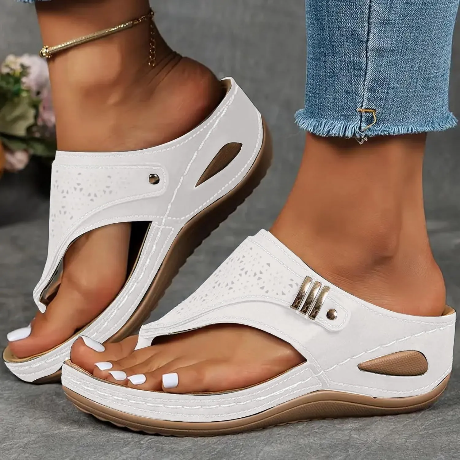 Orthopedic Sandals for Women Arch Support Slip On Flip Flops Comfortable Wedge Walking Thong Sandals Indoor Outdoor