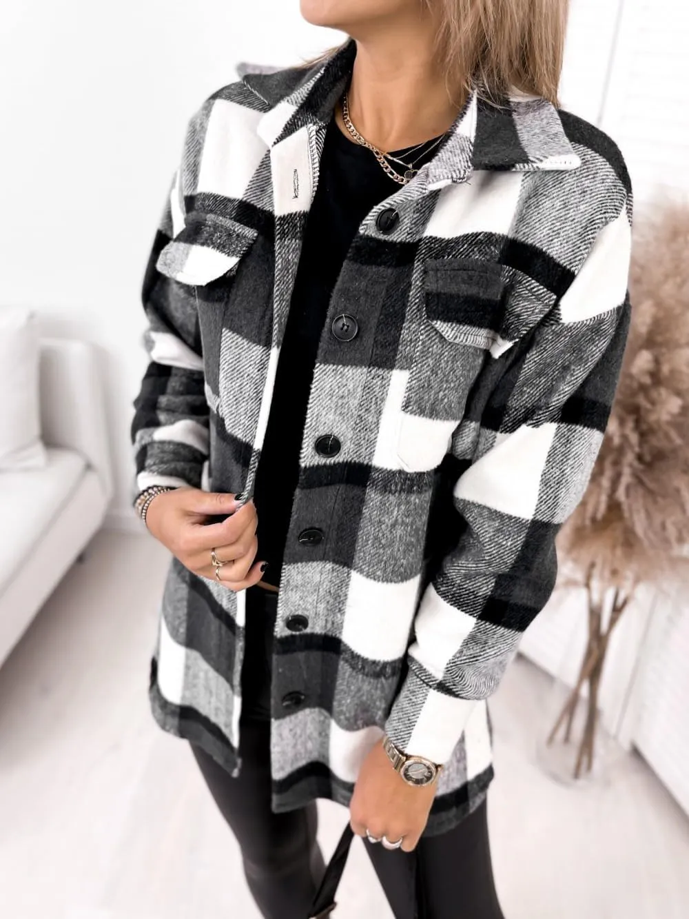 Plaid Shacket Jacket for Women Lapel Woolen Coats Comfy Button Up Long Sleeve Shirts Tartan Trench Coat with Pocket