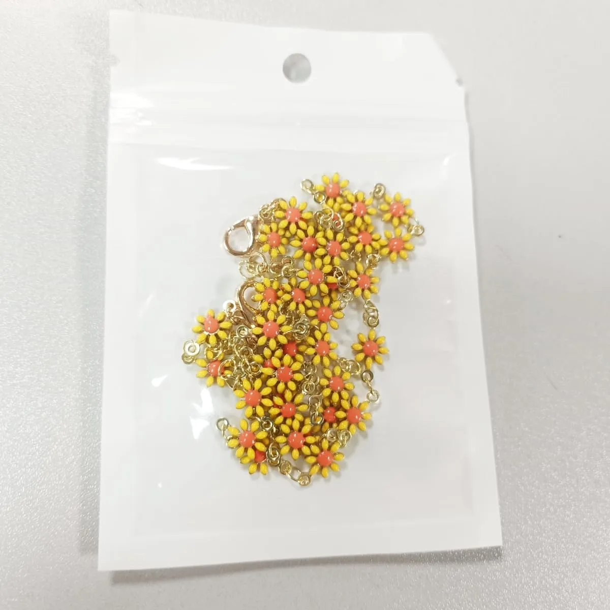 tenghong2021 Daisy Flower Necklace Bracelet for Women Bohemian Enamel Handmade Adjustable Gold Daisy Choker Necklace Bracele Spring Sunflower Daisy Bracelet for Women Party Beach Gifts Jewelry