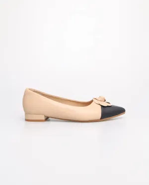 Tomaz YX183 Ladies Flower Bow Flats (Beige/Black)