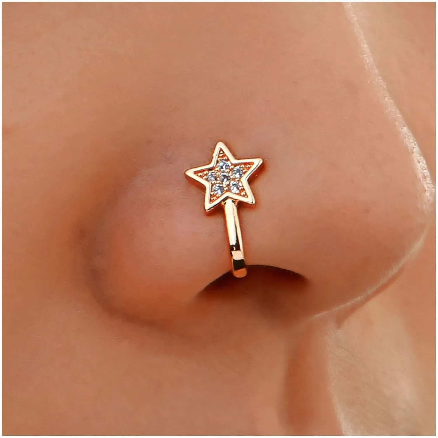 Vintage Rhinestone Star Nose Ring Hoop Gold Crystal Star Nose Ring Stud Tiny Nose Screw Stud Ring Boho Cz Star No Piercing Nose Hoop Clip on Nose Ring Jewelry for Women