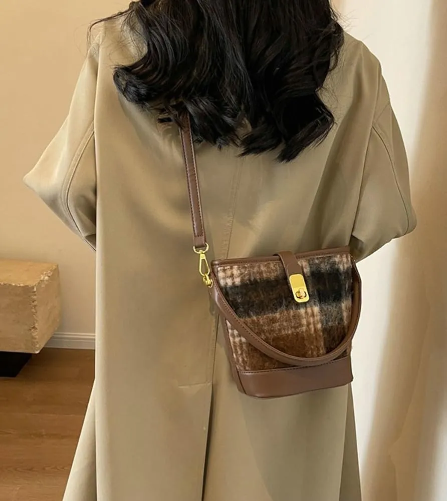 Vintage Suede Bucket Bag for Women Mini Plaid Shoulder Bag Elegant Top-Handle Purse Causal Slouchy Bag with Removable Strap