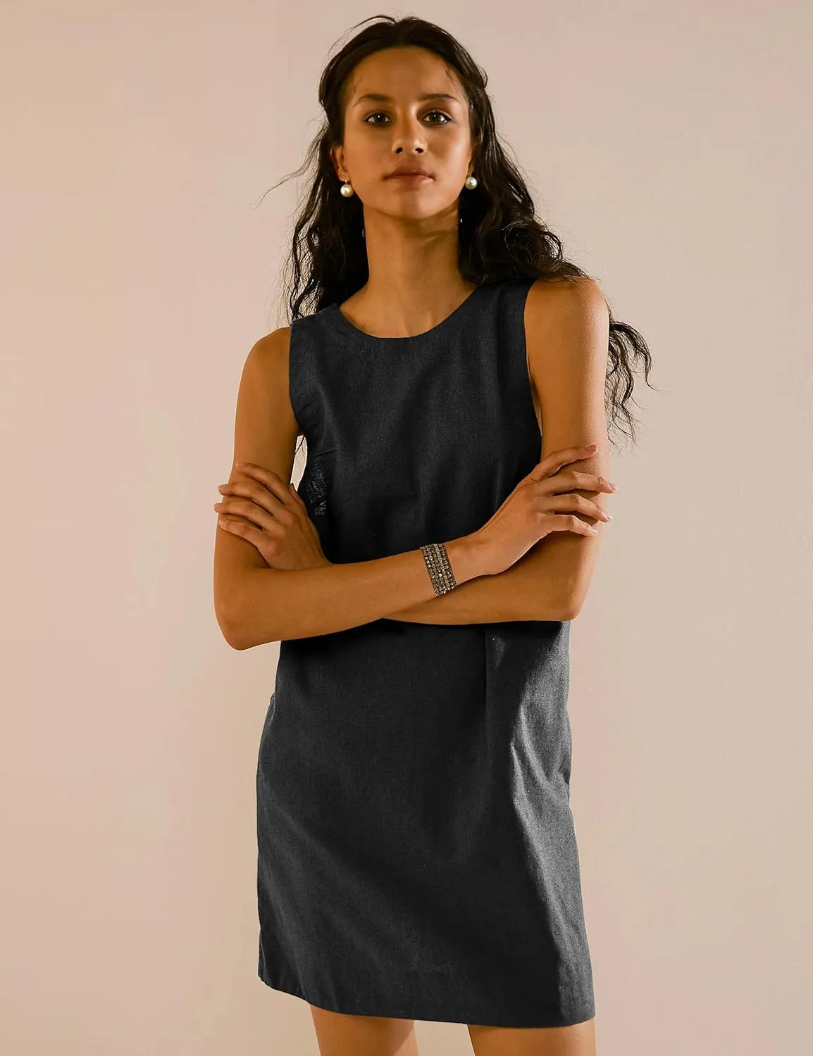 VIUTIL Womens Summer Linen Mini Dress Boat Neck Low Back Sleeveless Tank Dresses with Pockets 2025 Vacation Outfits