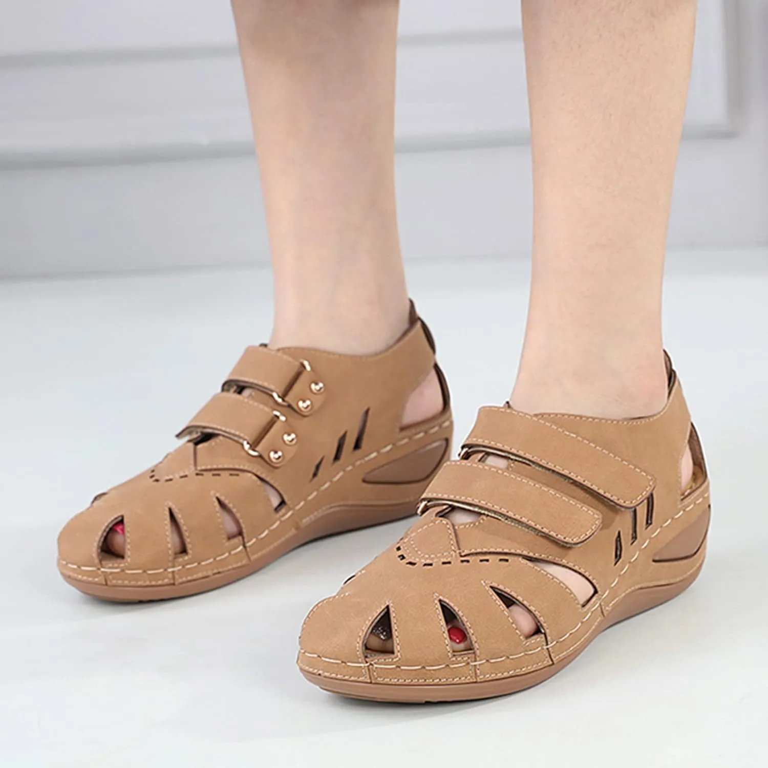 Women Summer Solid Hollow Hook Loop Casual Round Toe Wedges Comfortable Beach Shoes Women Flat Slide Sandals