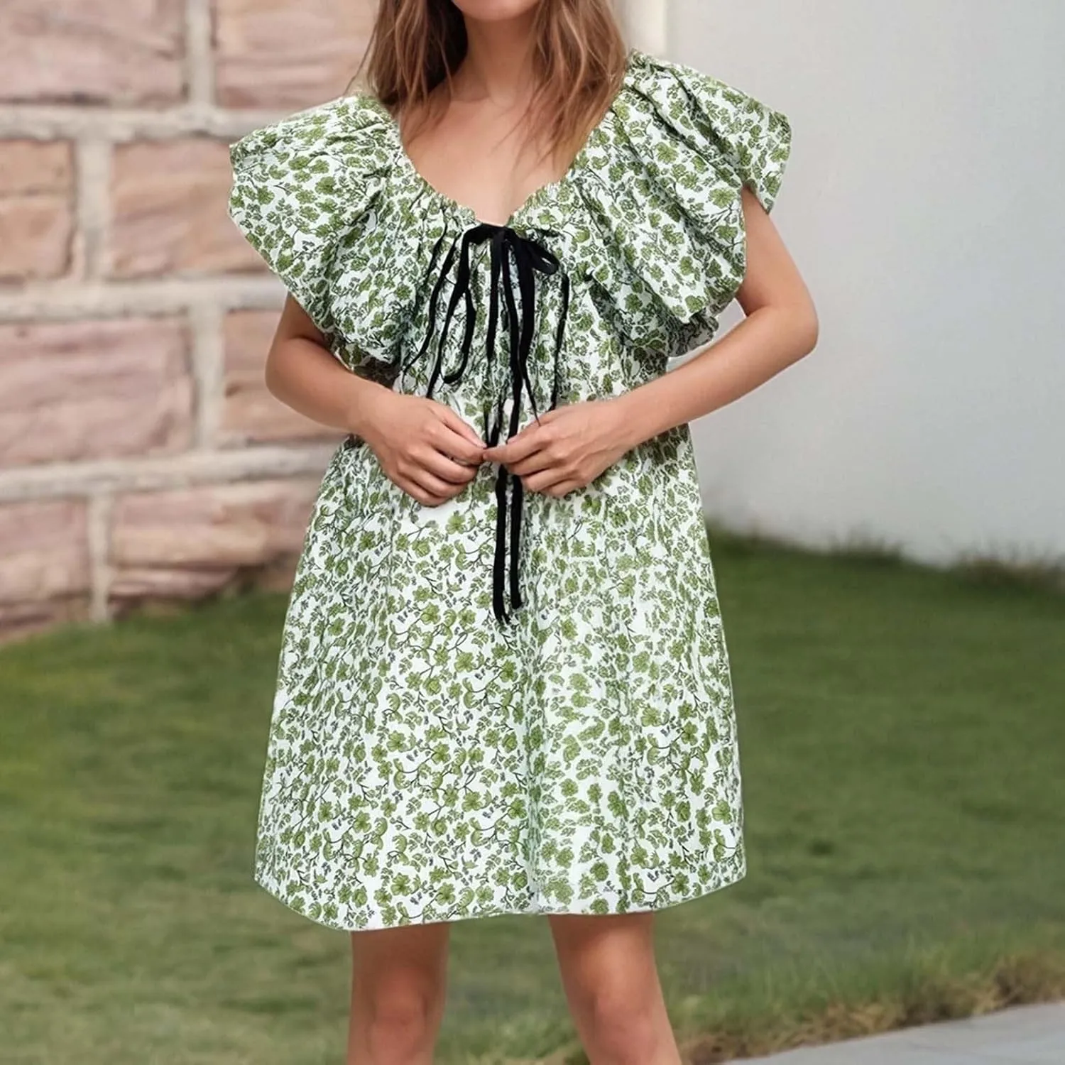 Women's Floral Print Mini Dress V Neck Puff Sleeve Short Babydoll Bow Dress Boho Floral Bow Flowy Sundresses