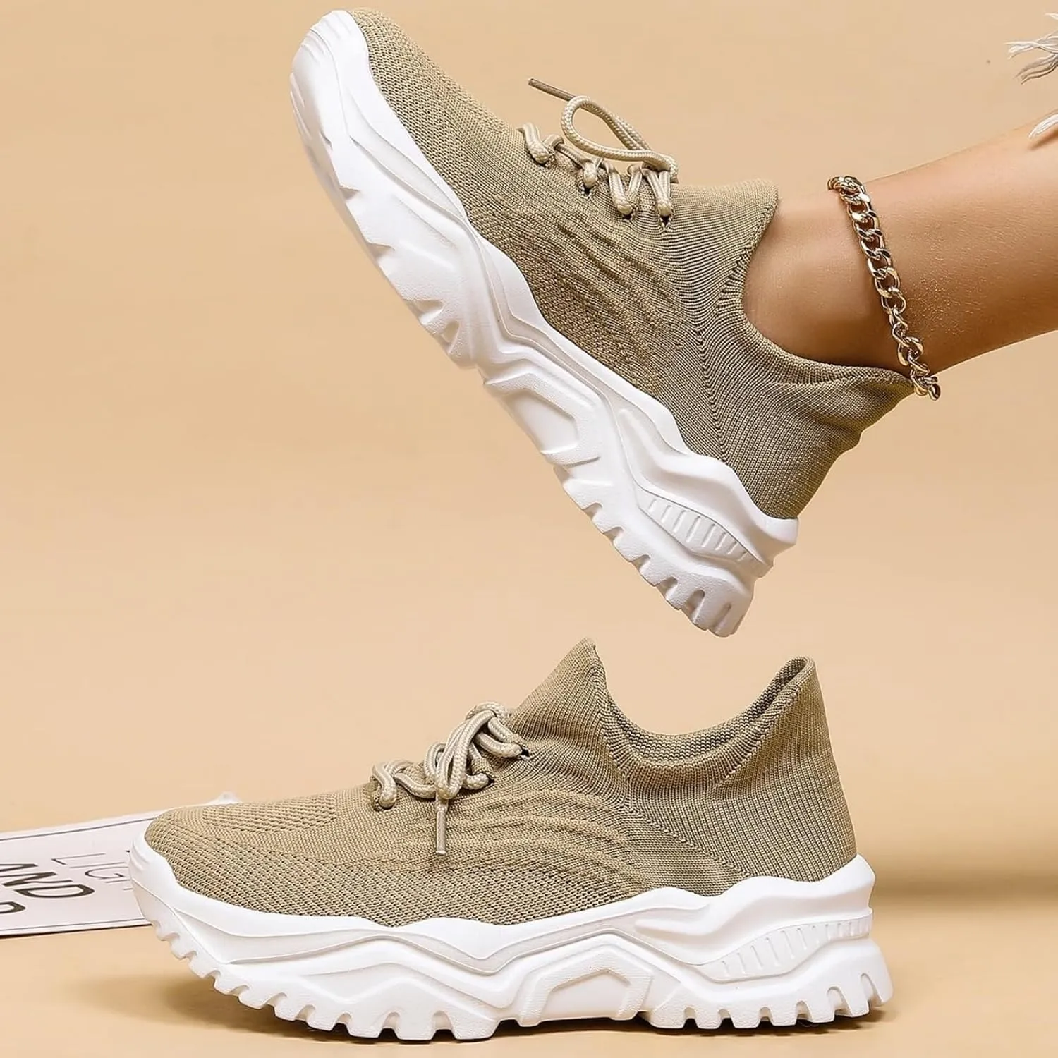 Women's Slip On Walking Shoes Casual Athletic Running Shoes Comfortable Lightweight Workout Sneakers Breathable Platform Gym Trainers Fashion Sneakers