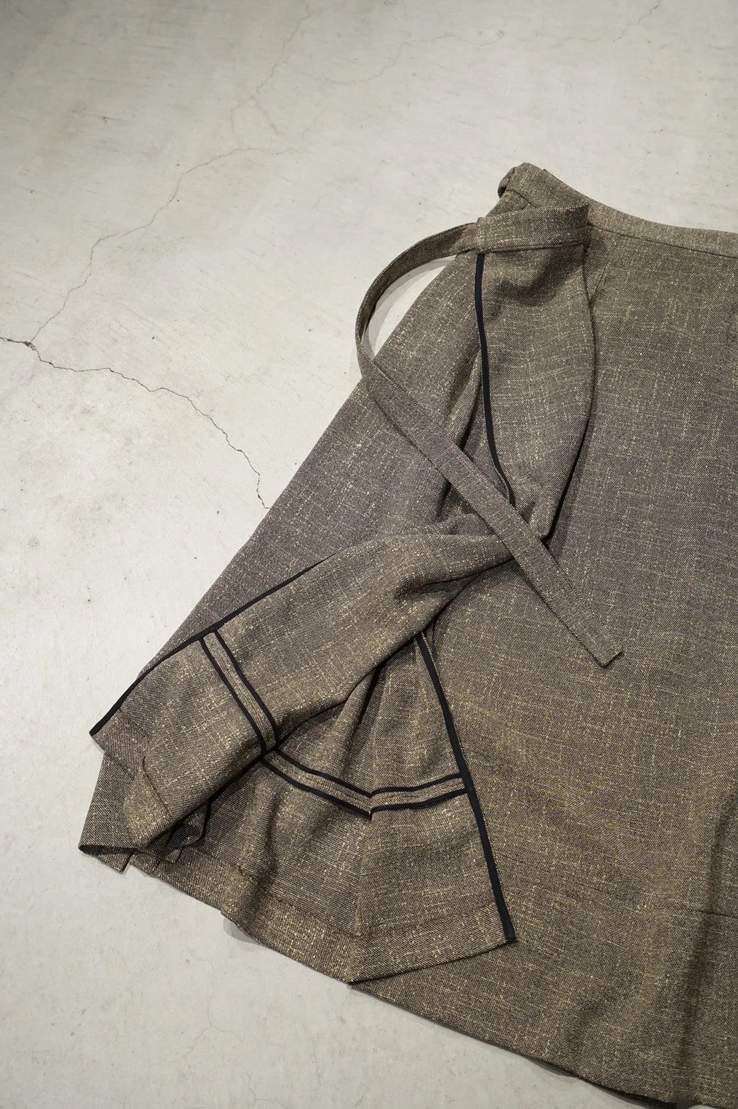 WRAPAROUND SKIRT (BK TWEED)